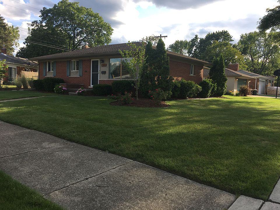 1st image of 14275 Beatrice St