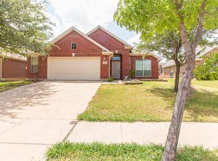 9033 Chardin Park Dr, Fort Worth, TX 76244