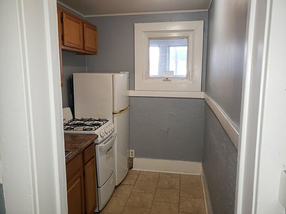 2nd image of 153 Winchester St APT 3