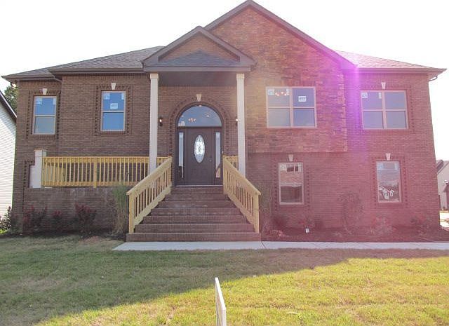 1st image of 207 Franklin Meadows Dr