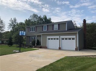 42 N Lakehurst Dr, Eastlake, OH 44095