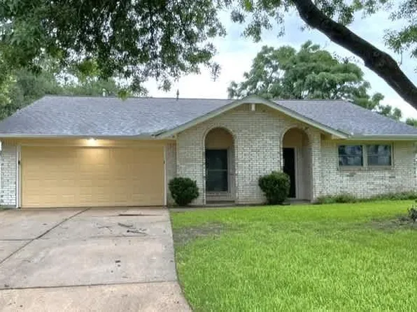 2104 Yorktown Ct S, League City, TX 77573