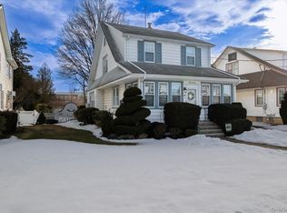 16 Denton Court, Rockville Centre, NY 11570