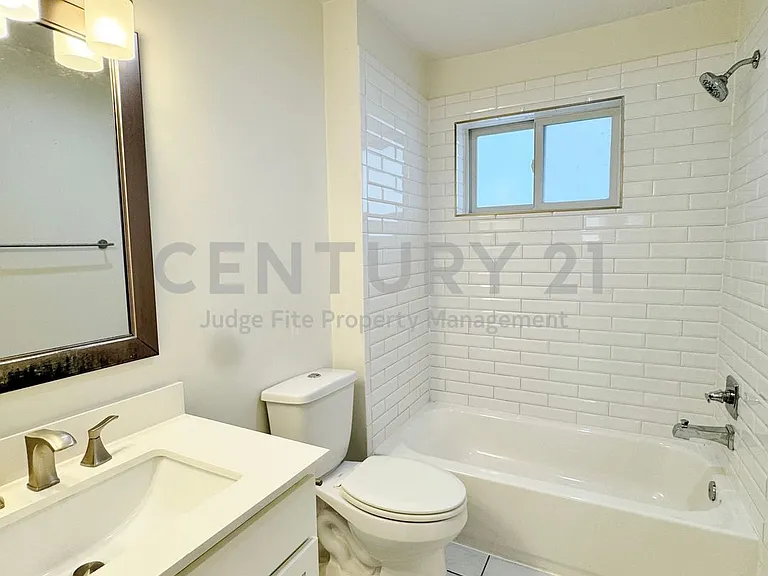 5010 San Jacinto St #201 — Photo 5