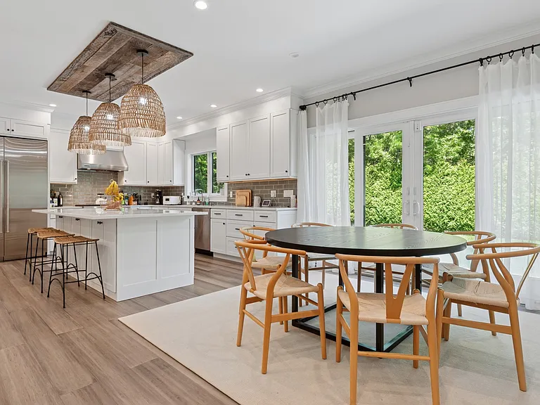 15 Wood Lot Ln — Photo 6