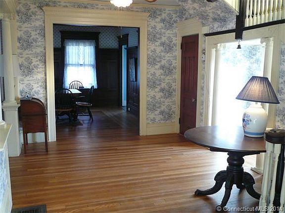Large foyer with HW floors,...