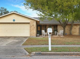 2213 Live Oak Dr, Portland, TX 78374