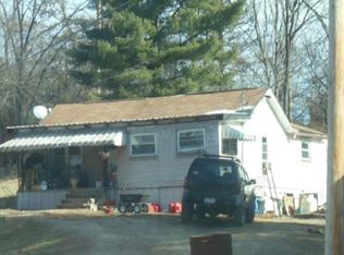 7962 Mount Carmel Ridge Rd, Saint Marys, WV 26170