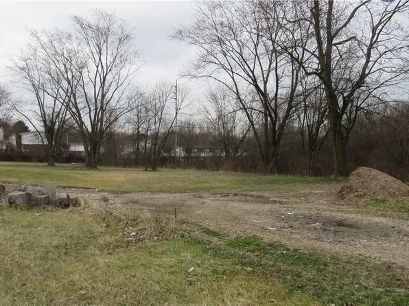 S Arlington St, Akron, OH 44306