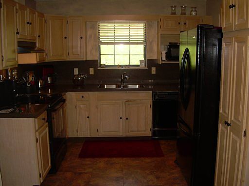 4th image of 130 River Ford Dr