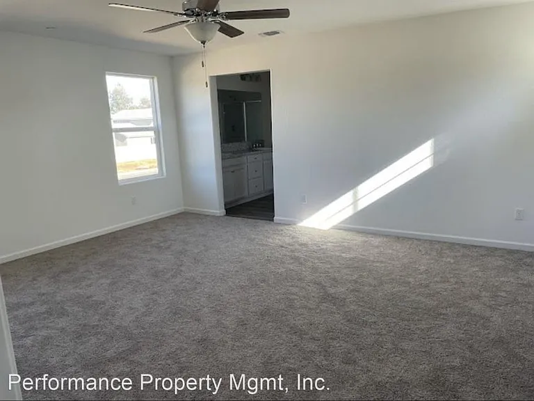 6698 E Adena Ave — Photo 19