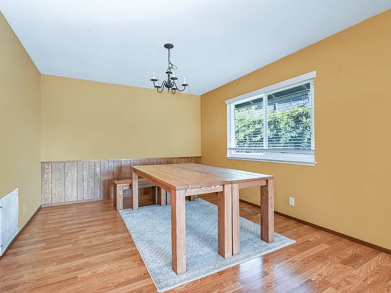 4871 Beacon Hill Dr — Photo 7