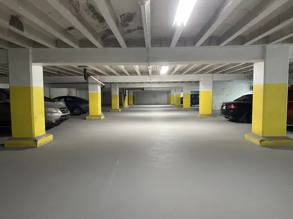 Apartments On Academy