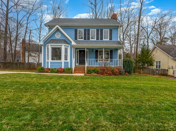 203 Wood Hollow Dr, Cary, NC 27513