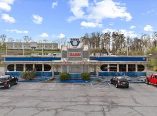 909 Union Ave, New Windsor, NY 12553