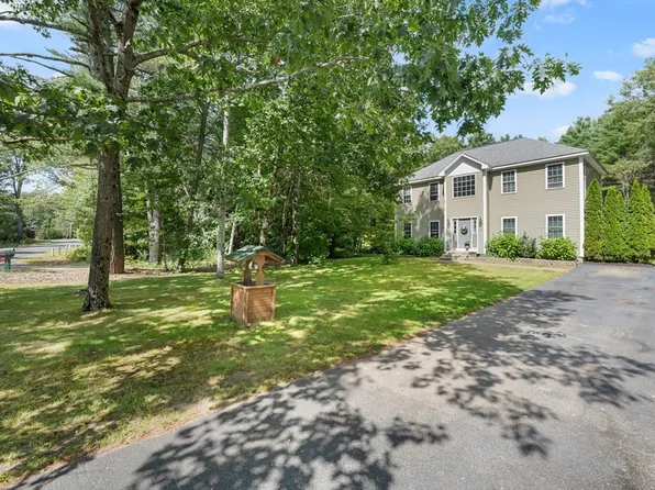 97 Apple Rd, Brimfield, MA 01010