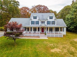 5 Susan Ter, Waterford, CT 06385
