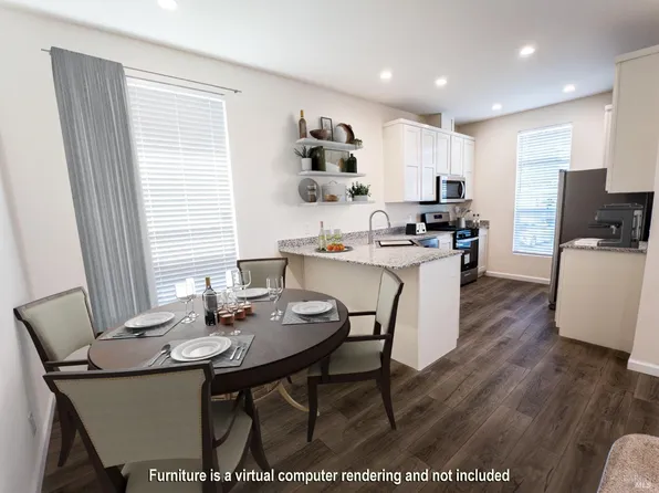 826 Nonie St, Santa Rosa, CA 95403