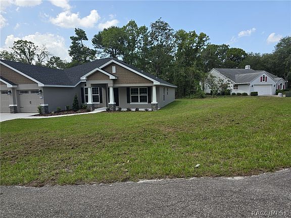 3rd image of 13 Geranium Ct