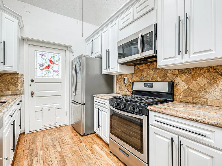 715 E Robinson Ave — Photo 15