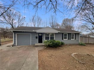 9437 Bristol Ave, Kansas City, MO 64138