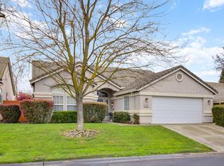 5242 Wyndham Oak Ln, Carmichael, CA 95608
