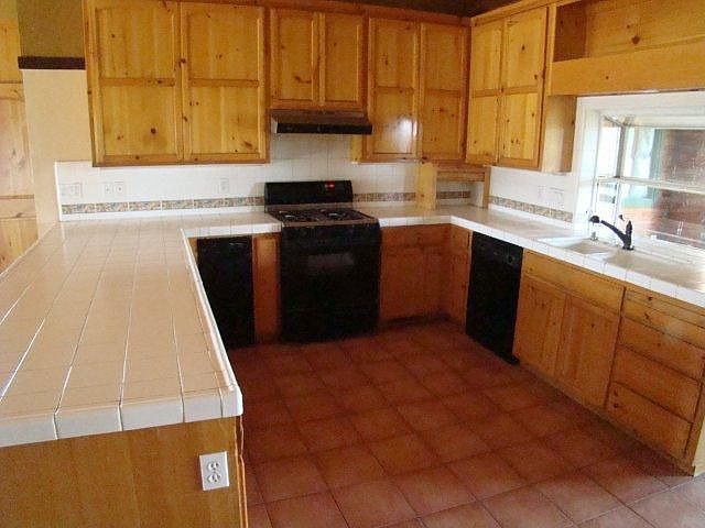 2nd image of 2138 S Halcyon Rd