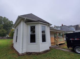 1304 SW Clinton St, Oak Grove, MO 64075