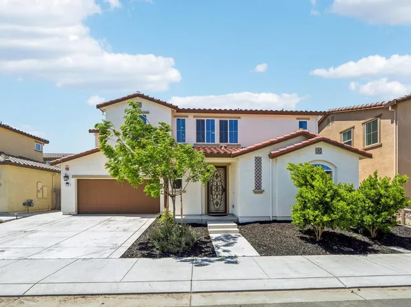 718 Iris Drive, Vacaville, CA 95687