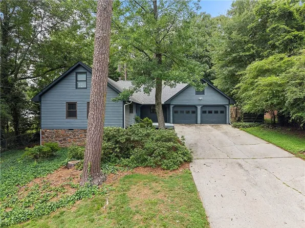 4674 Sharon Valley Ct, Dunwoody, GA 30360