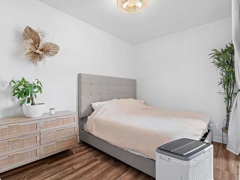 2828 University Ave #503 — Photo 7