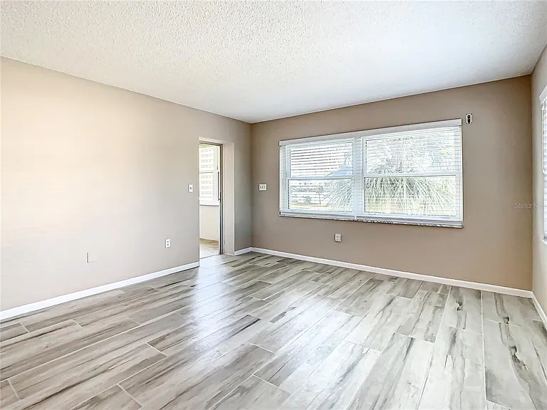 4575 Cove Cir #309 — Photo 5