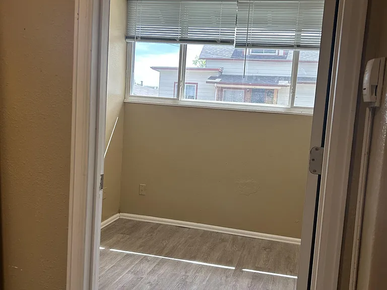 601 Manitou Ave #3 — Photo 7