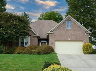 4301 Poplar Creek Ln, High Point, NC 27265