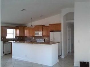 137 NW 3rd Ave, Fort Lauderdale, FL 33311