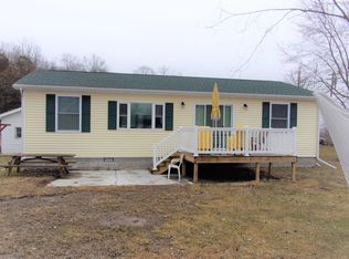 9358 Lake Ave, Reading, MI 49274