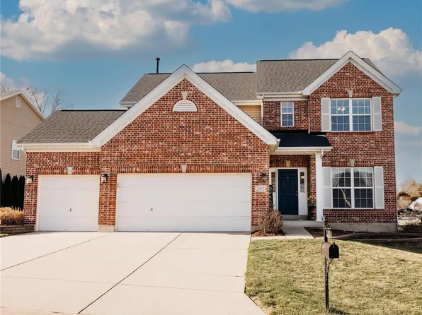 203 Mason Ridge Ct, Arnold, MO 63010