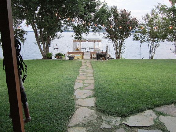 3rd image of 636 Lanai Dr