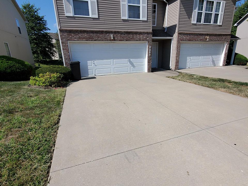 1st image of 1668 NW Garrett Dr