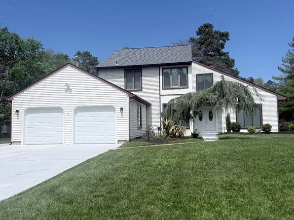 5 Justin Ct, Voorhees, NJ 08043