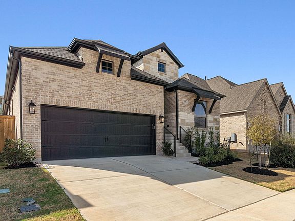 3rd image of 701 Tradewinds Way