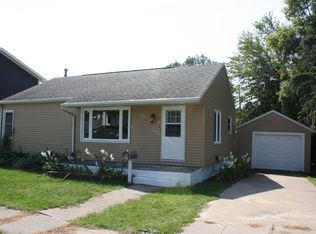 114 Jefferson St, Muscatine, IA 52761