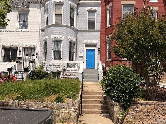 2nd image of 20 R St NE