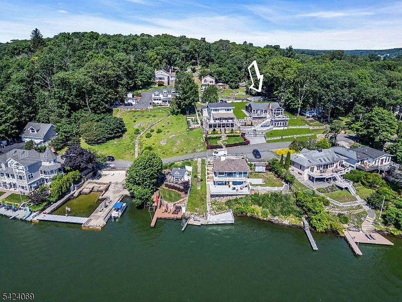 1st image of 12 Bass Rock Rd