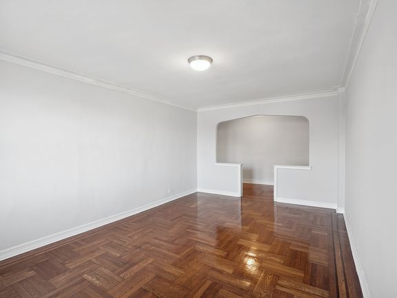 3rd image of 2175 Cedar Ave APT 6C