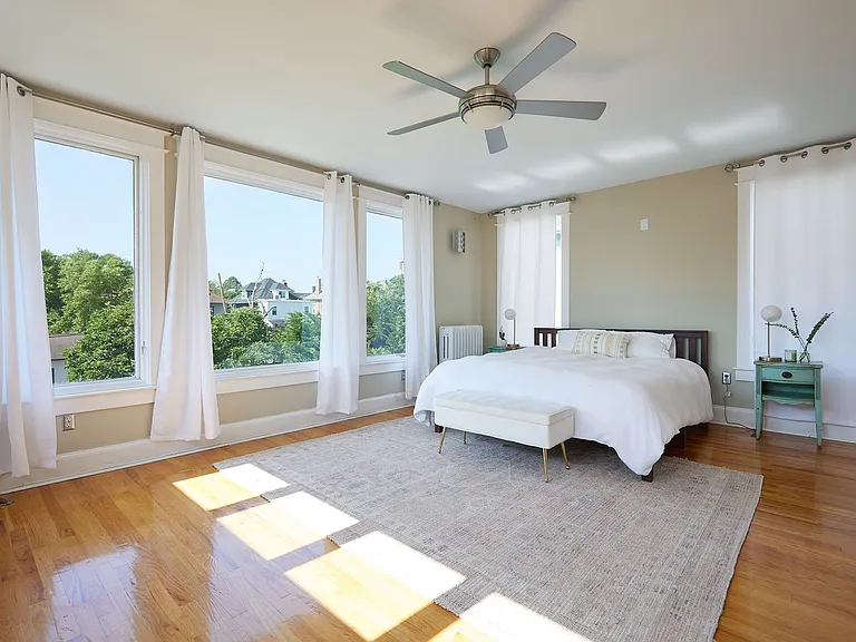 1424 Longfellow St NW — Photo 17