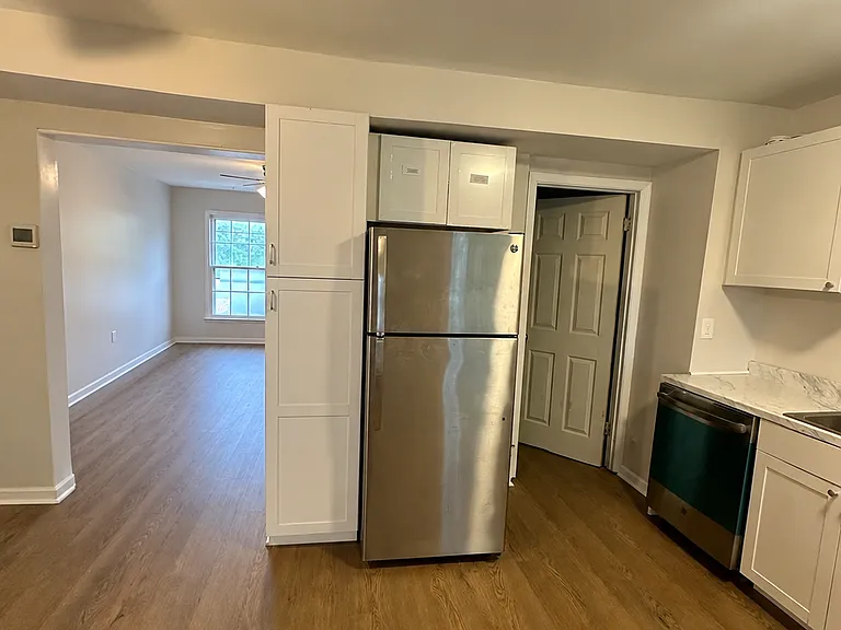 25 Arwell Ct #15C — Photo 5