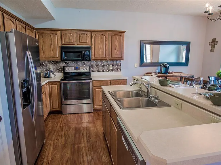 719 Shortleaf Dr — Photo 5