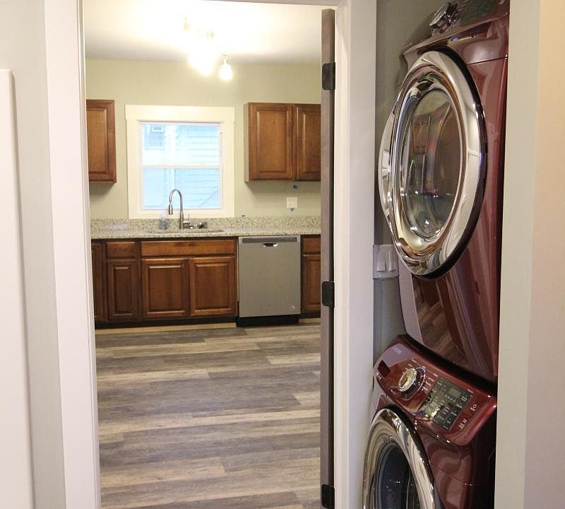 Bathroom veiw to Kitchen