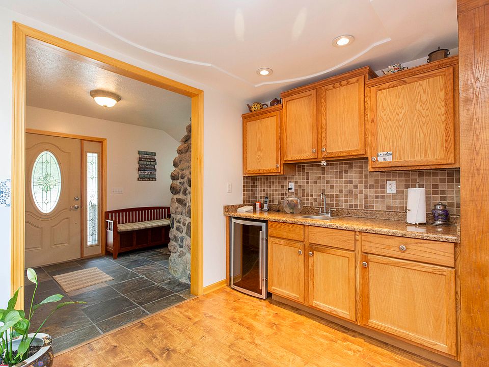 15797 Hillside Dr, Vandalia, MI 49095 | MLS #25009156 | Zillow